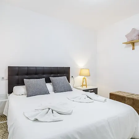 Apartment Piso Amplio Cerca Del Centro De Capital Malaga